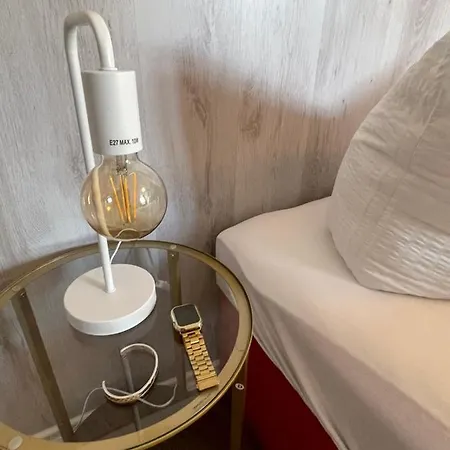 H&h Im Herzen Von Zentral In Der Langen Reihe * Γκράιφσβαλντ