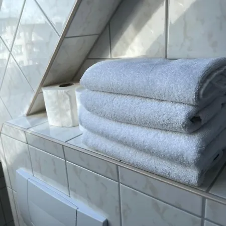 H&h Im Herzen Von Zentral In Der Langen Reihe Διαμέρισμα Γκράιφσβαλντ