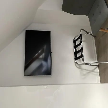 H&h Im Herzen Von Zentral In Der Langen Reihe * Γκράιφσβαλντ