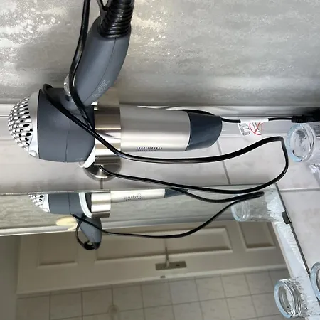 H&h Im Herzen Von Zentral In Der Langen Reihe Apartment