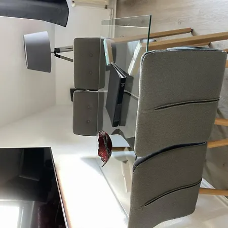 Διαμέρισμα H&h Im Herzen Von Zentral In Der Langen Reihe Γκράιφσβαλντ