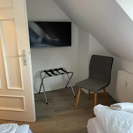 H&h Im Herzen Von Zentral In Der Langen Reihe * Γκράιφσβαλντ