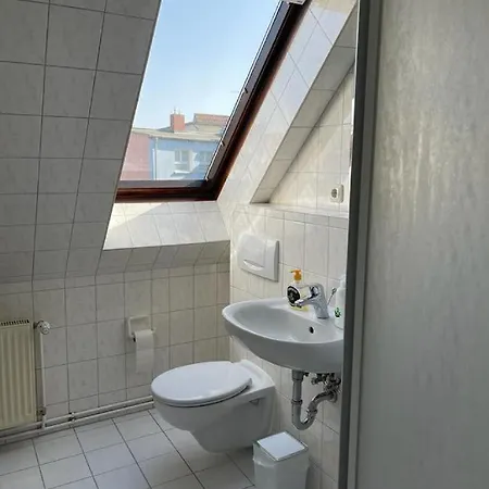 H&h Im Herzen Von Zentral In Der Langen Reihe *