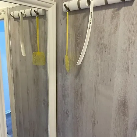 H&h Im Herzen Von Zentral In Der Langen Reihe *