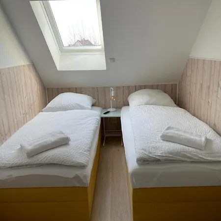 H&h Im Herzen Von Zentral In Der Langen Reihe * Γκράιφσβαλντ