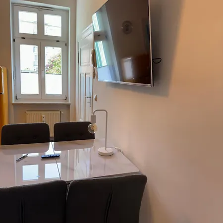 Διαμέρισμα H&h Im Herzen Von Zentral In Der Langen Reihe *