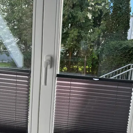 H&h Im Herzen Von Zentral In Der Langen Reihe Γκράιφσβαλντ